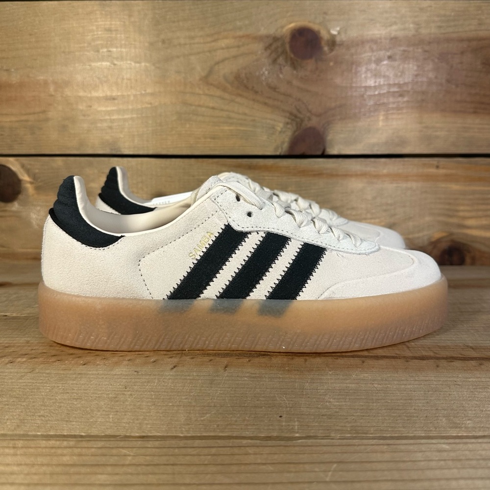 NEW MULTIPLE SIZES - Adidas Sambae White & Black Low Top Lace Up Sneakers JR1437